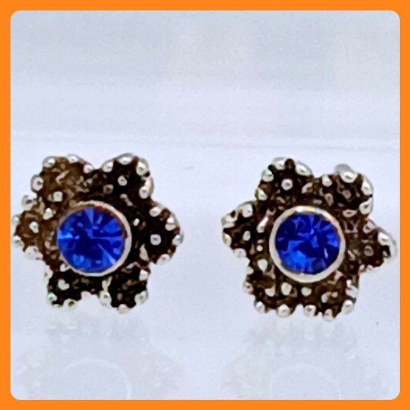 American Vintage Jewelry - Vintage 925 Sterling Silver Blue Crystal Flower Stud Earrings Floral Jewelry